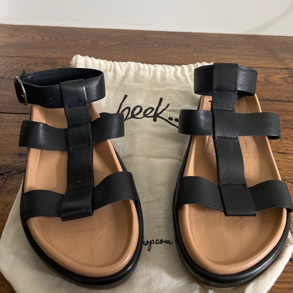 Beek “Kestrel” Leather Sandals – Size 8 (Black)